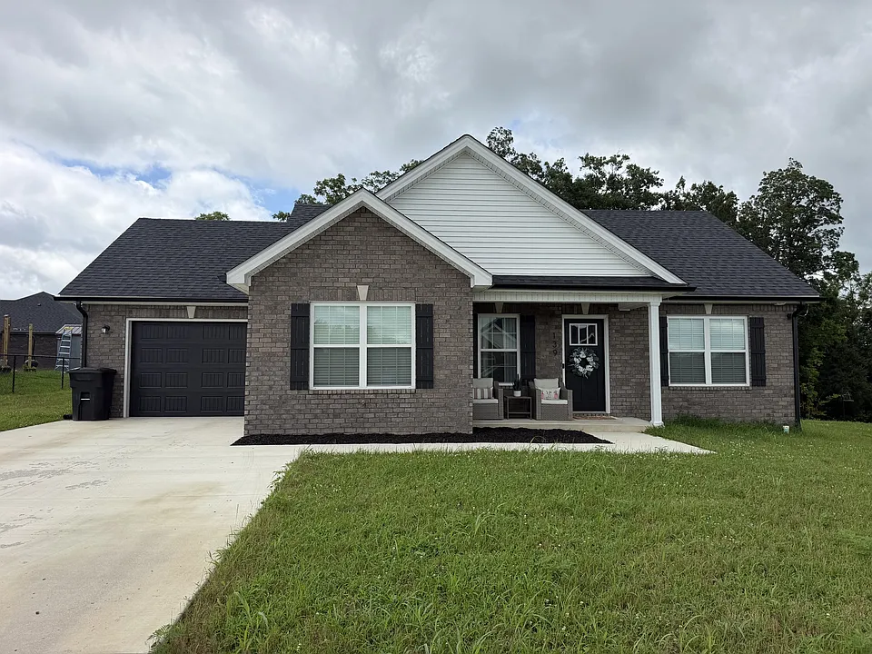 139 Magnolia Dr #1
