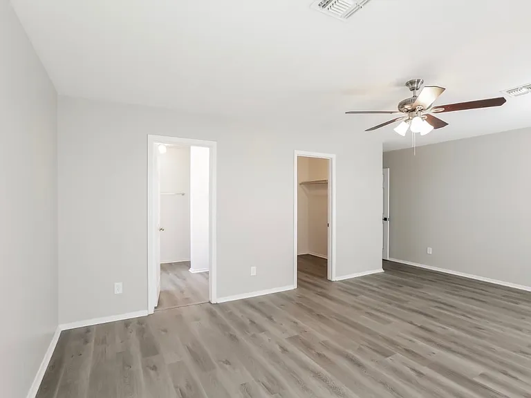 3138 W Wayland Dr — Photo 4