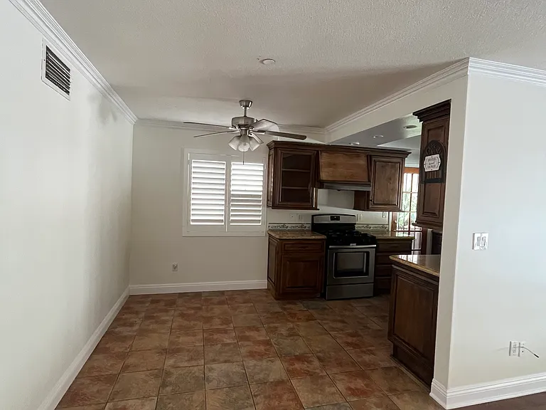 12727 Shenley St — Photo 34