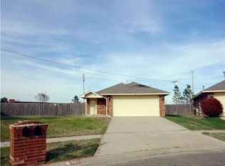 501 SW 35th St, Moore, OK 73160