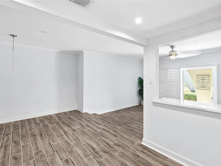 505 Plaza Seville Ct #9 — Photo 6