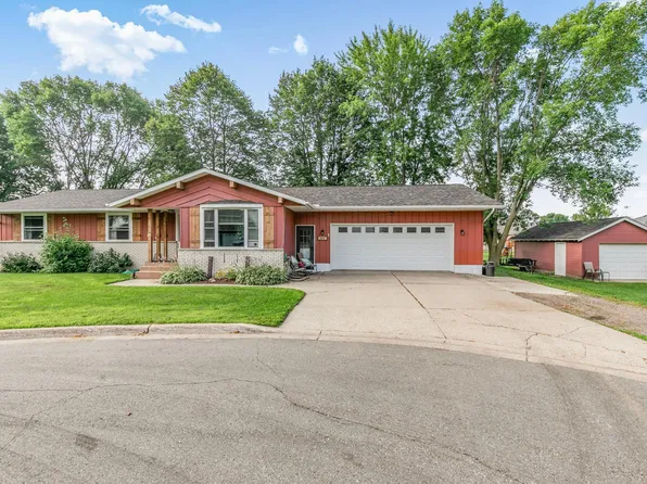 316 8th St SE, Freeport, MN 56331