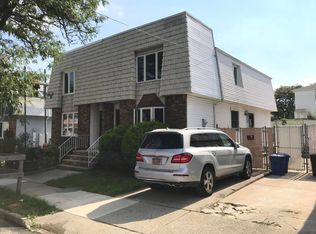 60 Thornycroft Ave, Staten Island, NY 10312
