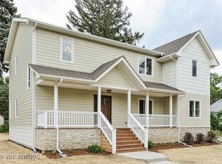 607 W Campbell Ct, Arlington Heights, IL 60005