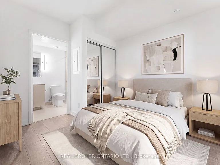 19 Western Battery Rd #2206 — Photo 13