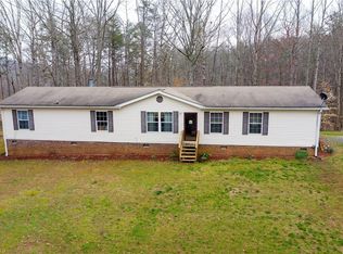 1006 Jacob Ridge Rd, Pinnacle, NC 27043