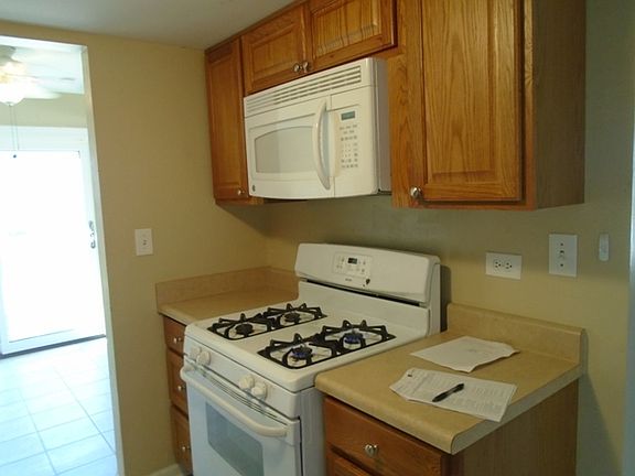 5th image of 1996 Hastings Dr #1996