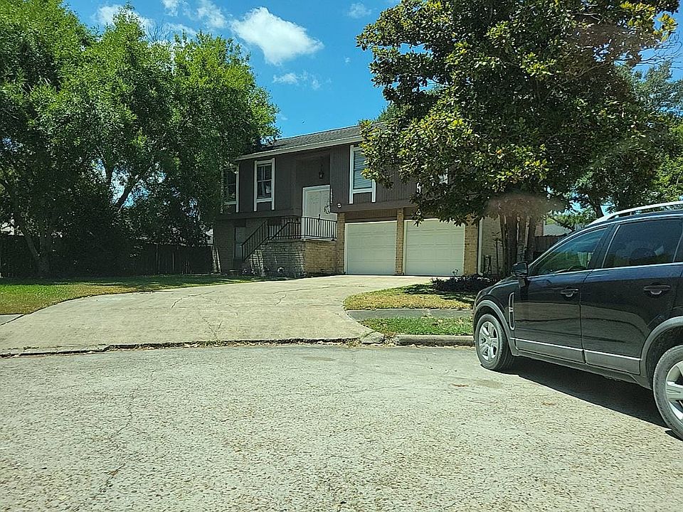 1st image of 16622 Quail Dale Dr