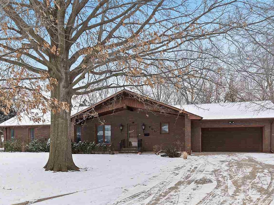 1st image of 701 Loch Lommond Dr