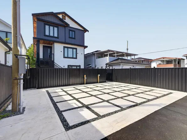 2035 E 51st Ave #3, Vancouver, BC V5P 1W2