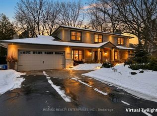 1293 Greenoaks Dr, Mississauga, ON L5J 3A1