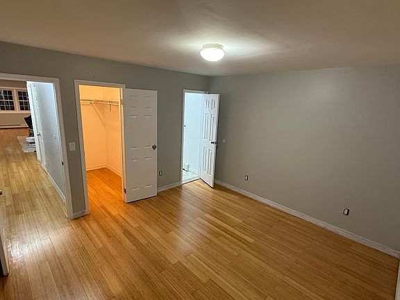 4th image of 15320 109th Ave #2
