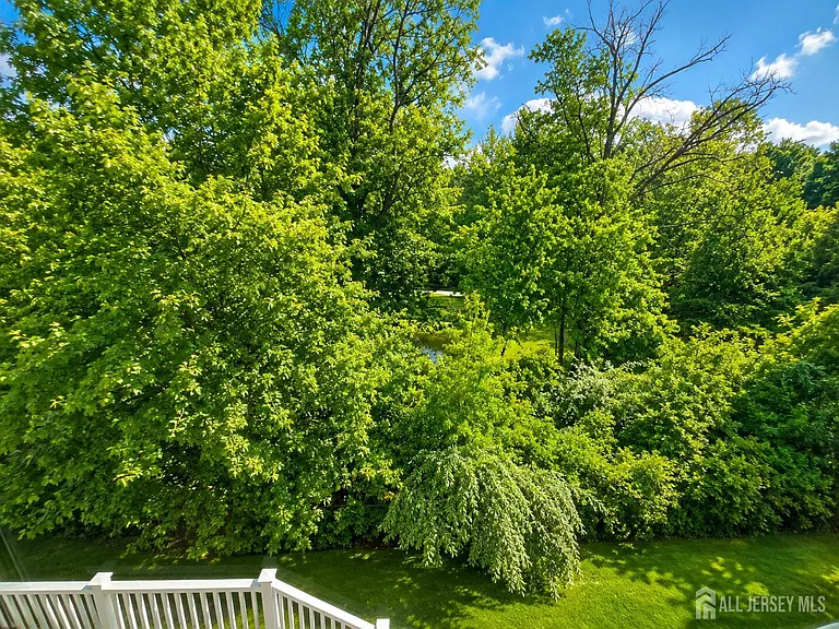 27 Wisteria Ct — Photo 36