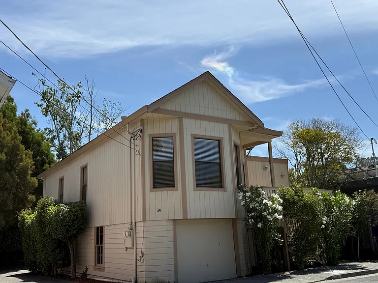 14 Willow St #A — Photo 17