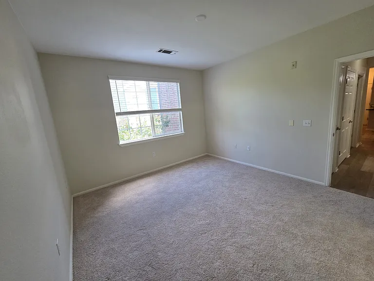 2682 S Cathay Way #204 — Photo 11