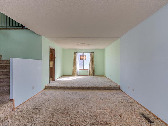 4th image of 12536 Elyse Pl SE
