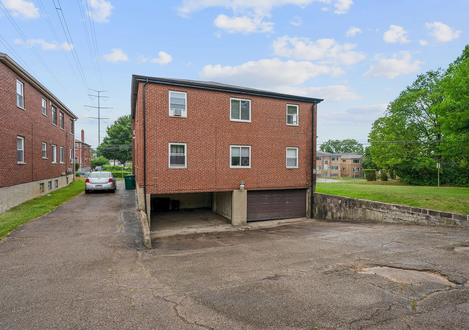 7796 Stillwell unit 4 — Photo 1