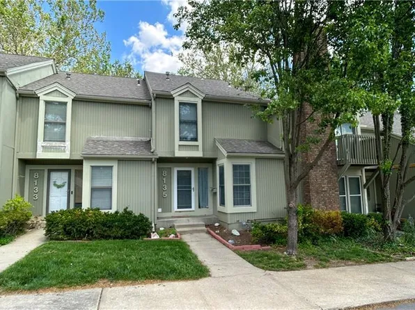 8135 Monrovia St, Lenexa, KS 66215
