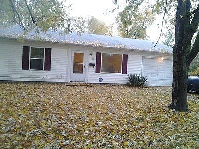1st image of 1115 Saint Rose Ln