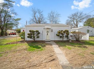 2 Lee Ln #2, Windsor Locks, CT 06096