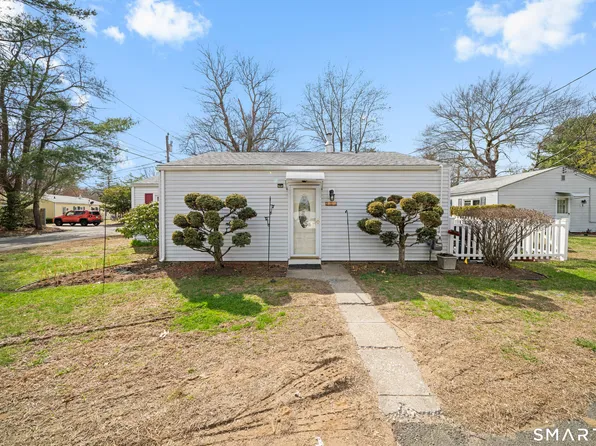 2 Lee Lane #2, Windsor Locks, CT 06096