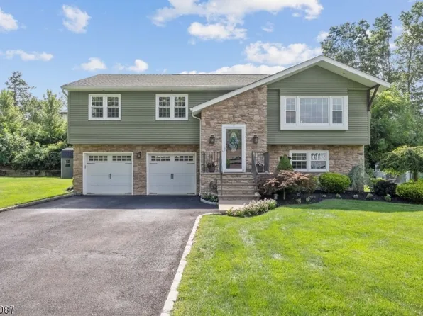 6 Brookline Ave, East Hanover Twp., NJ 07936