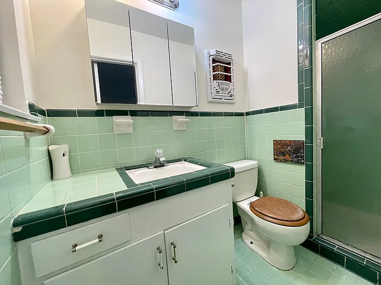 5040 Raleigh Dr — Photo 16