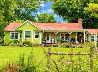 214 Horseshoe Cir, Rockmart, GA 30153