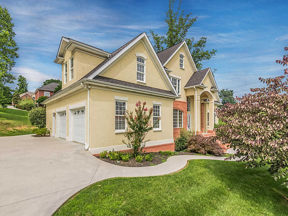 2nd image of 8608 Lake Village Cir