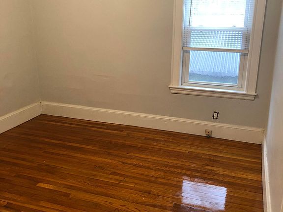 3rd image of 291 Highland Ave