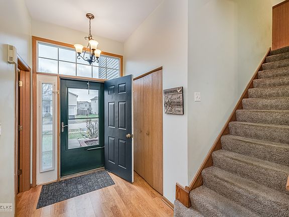 Lots of light greets you in your nice size entry with easy access coat closet.
