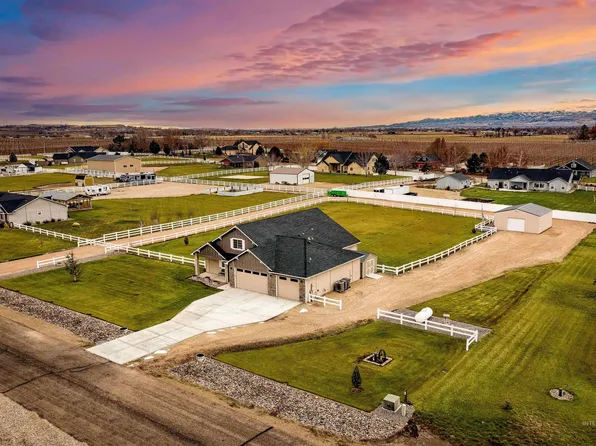 27603 Wheat Ridge Rd, Wilder, ID 83676