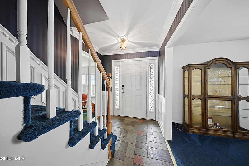 3rd image of 60 Thorndale Road