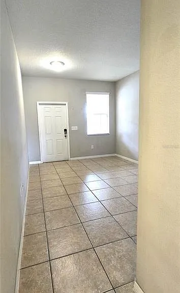 10797 Savannah Landing Cir — Photo 3