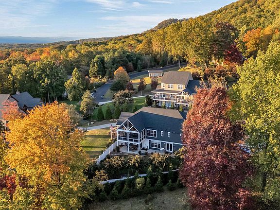 2nd image of 208 Mountain Edge Ct