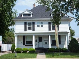 117 N Main St, Verona, WI 53593