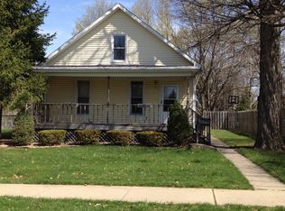 708 E Bell St, Bloomington, IL 61701