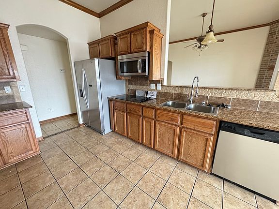 5th image of 3710 Salt Fork Dr