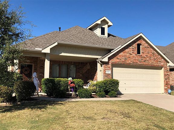 3rd image of 2408 Thunderbrook Dr