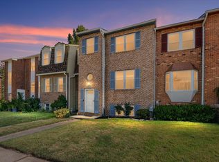 2482 Vineyard Ln, Crofton, MD 21114