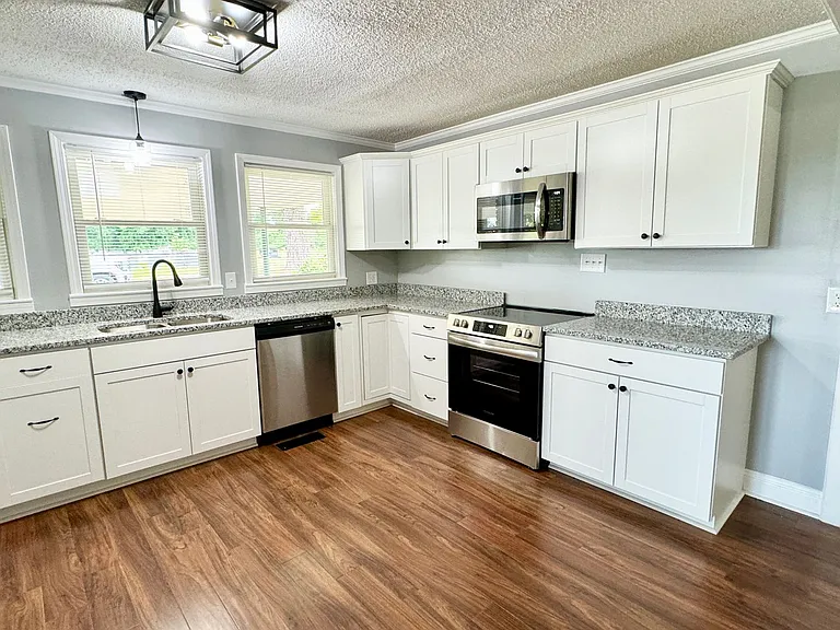 2416 Brunson Springs Rd — Photo 3