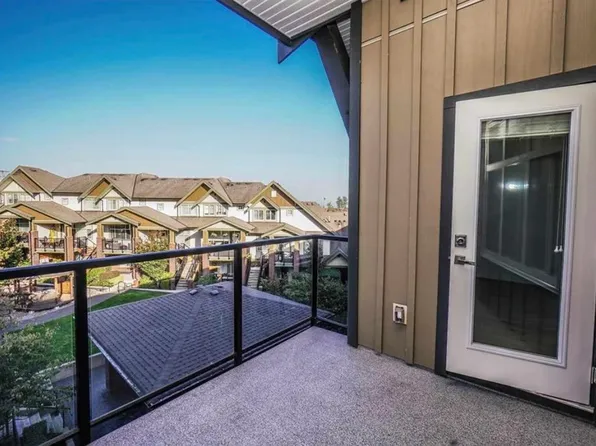 19201 66a Ave, Surrey, BC V4N 6N7