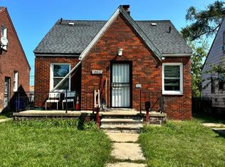 18810 Carrie St, Detroit, MI 48234