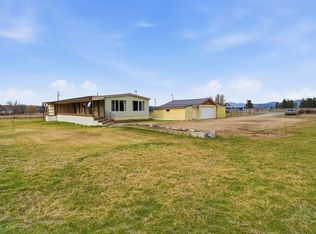 8202 E Elk To Highway Rd, Elk, WA 99009