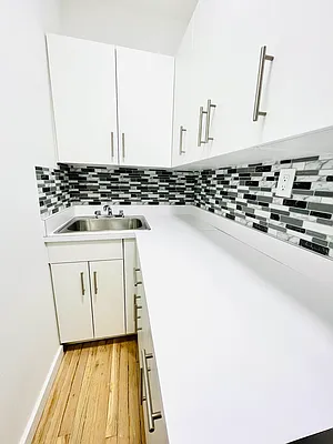 Rented by Hirsch Enterprises Incorporated | media 12