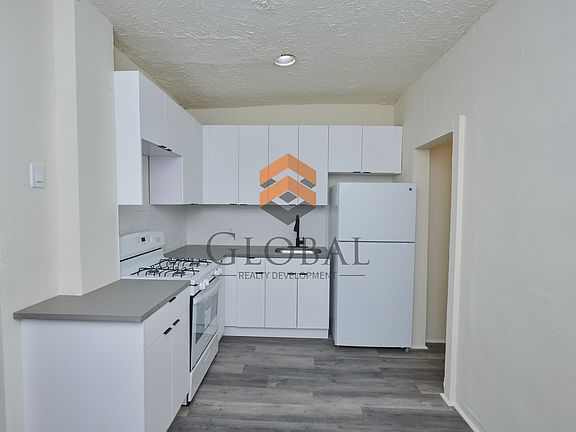 2nd image of 865 E 215th St Floor 1
