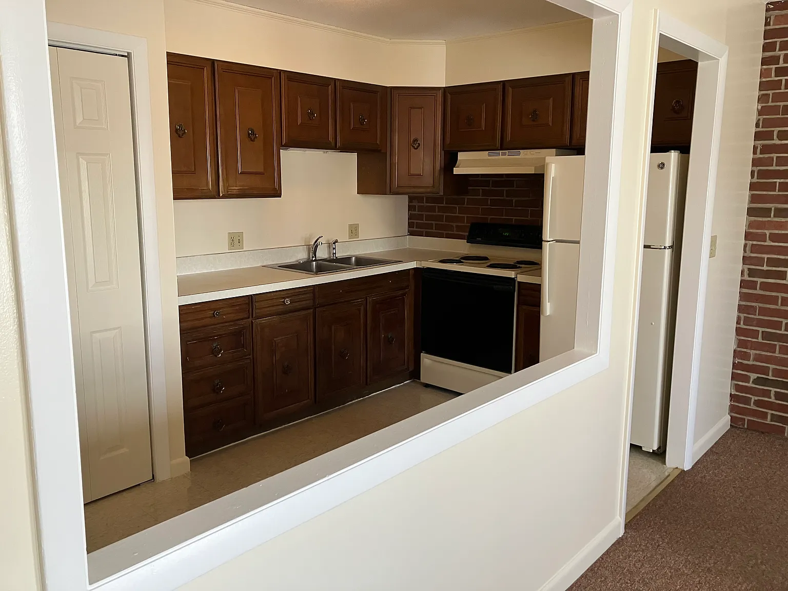 2 bed, 900 sqft, $1,450 — Photo 1