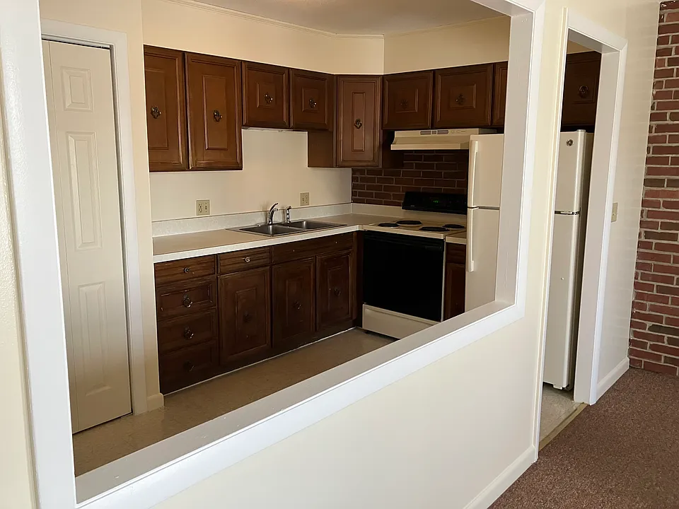201 Fairway Ave #201