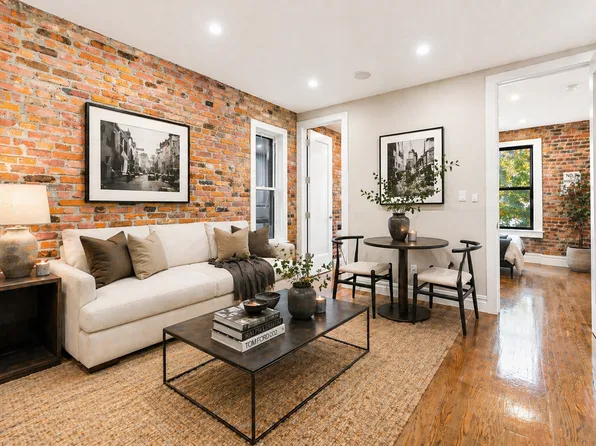 321 West 11th Street image 1 of 17