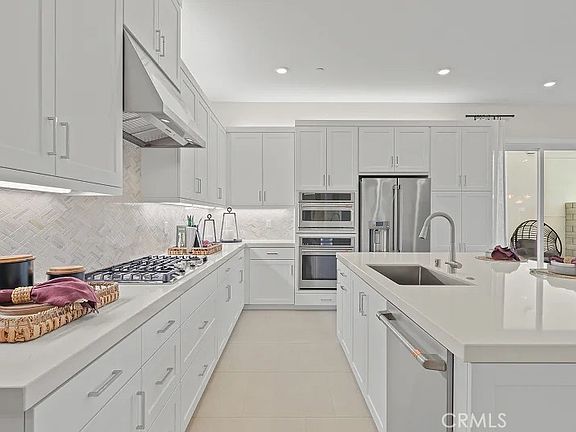 2nd image of 27320 Fox Den Pl
